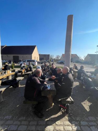 Ausfahrt-des-M.C.-Hermsdorf-e.V.-nach-Wustrau-2025-45