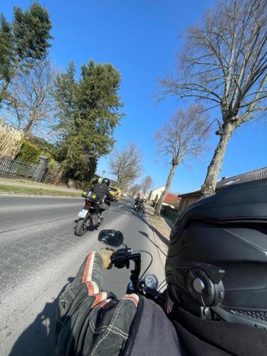 Ausfahrt-des-M.C.-Hermsdorf-e.V.-nach-Wustrau-2025-63